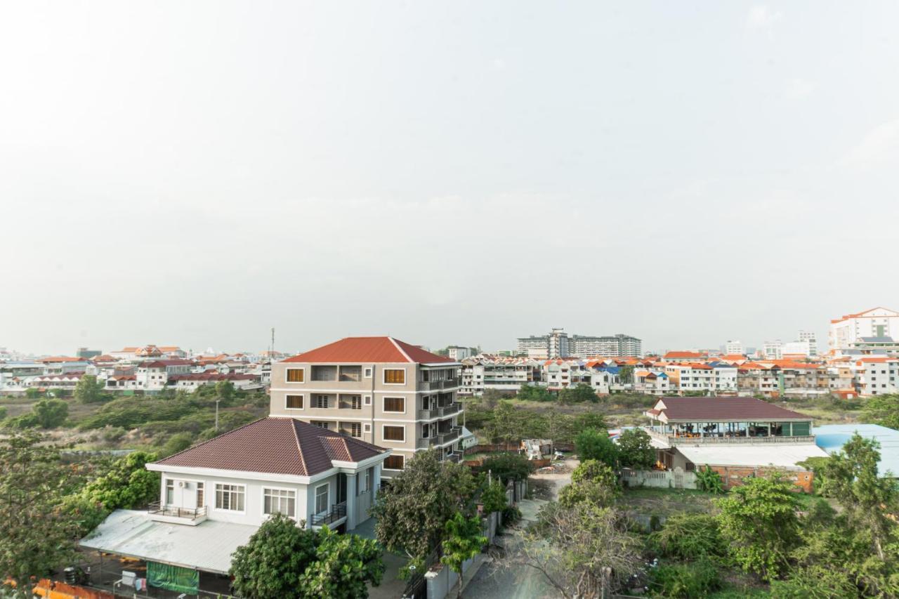 Ark Hotel Phnom Penh Exterior foto